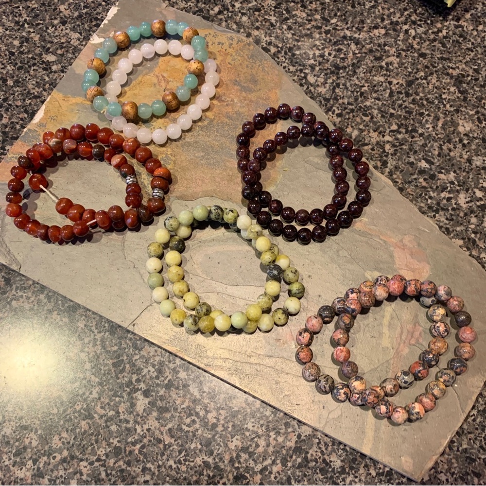10 pcs Karma Gemstone Bead Bracelets 0/S new